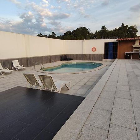 Casinha Das Bonecas - Casa Com Piscina Privada アヴェイロ エクステリア 写真