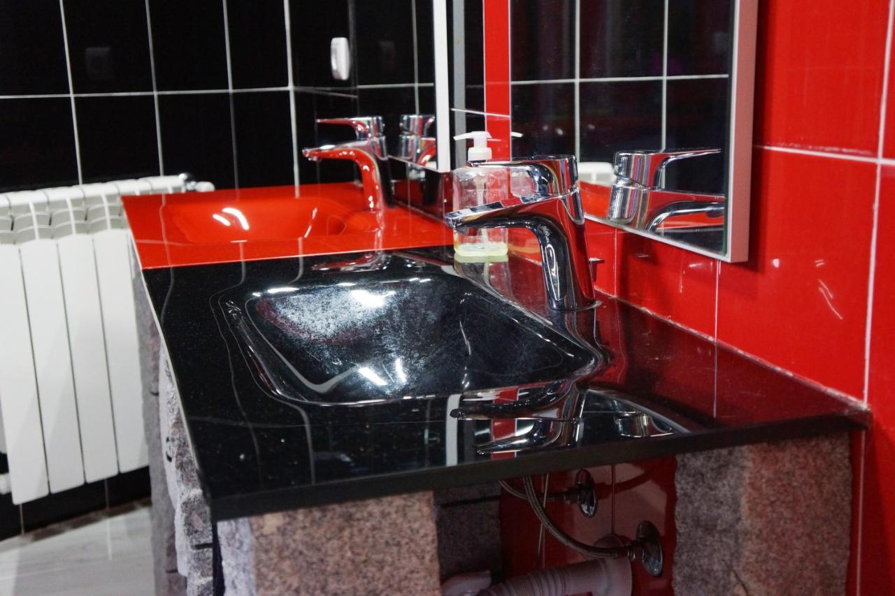Casinha Das Bonecas - Casa Com Piscina Privada アヴェイロ エクステリア 写真