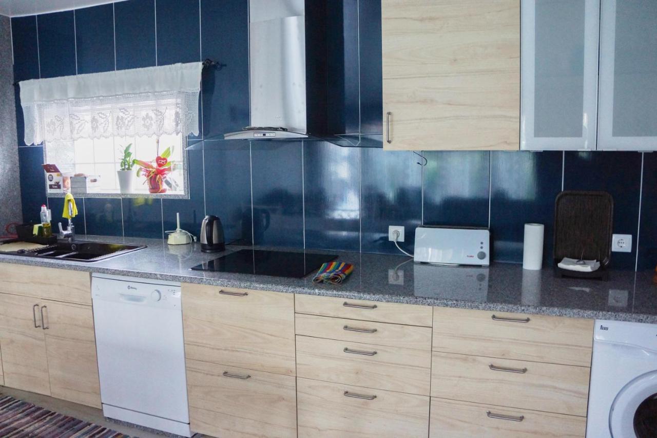 Casinha Das Bonecas - Casa Com Piscina Privada アヴェイロ エクステリア 写真