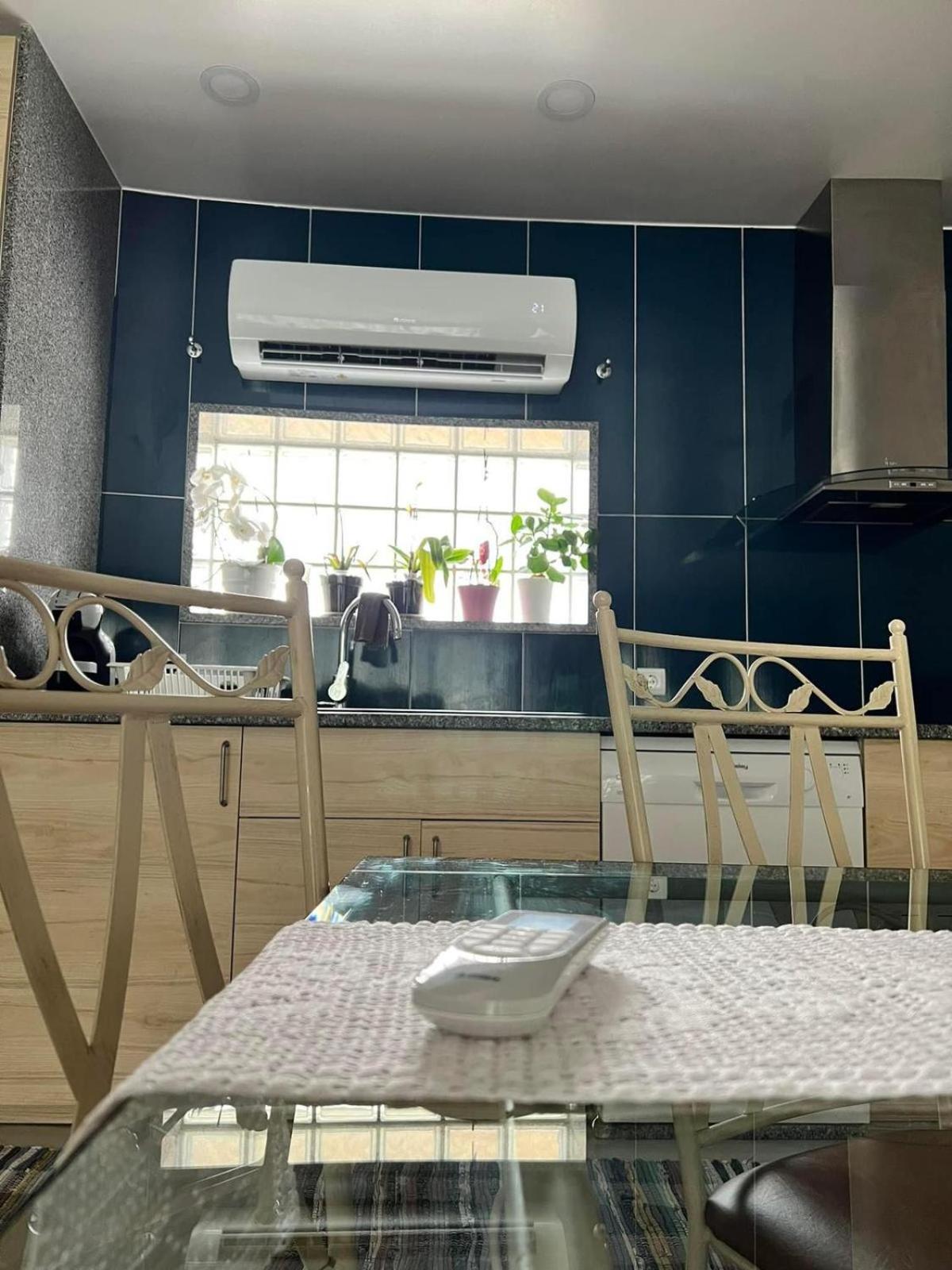 Casinha Das Bonecas - Casa Com Piscina Privada アヴェイロ エクステリア 写真